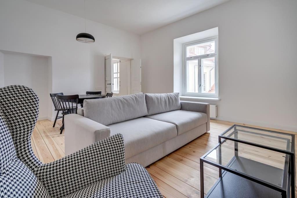 Spacious 2-Bedroom Flat In Old Town By Urban Rent VNO Eksteriør billede