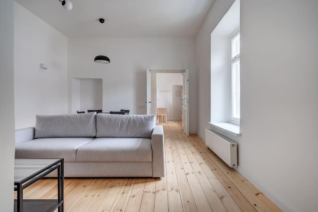 Spacious 2-Bedroom Flat In Old Town By Urban Rent VNO Eksteriør billede