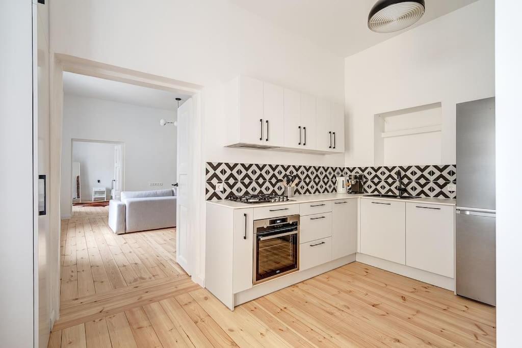 Spacious 2-Bedroom Flat In Old Town By Urban Rent VNO Eksteriør billede